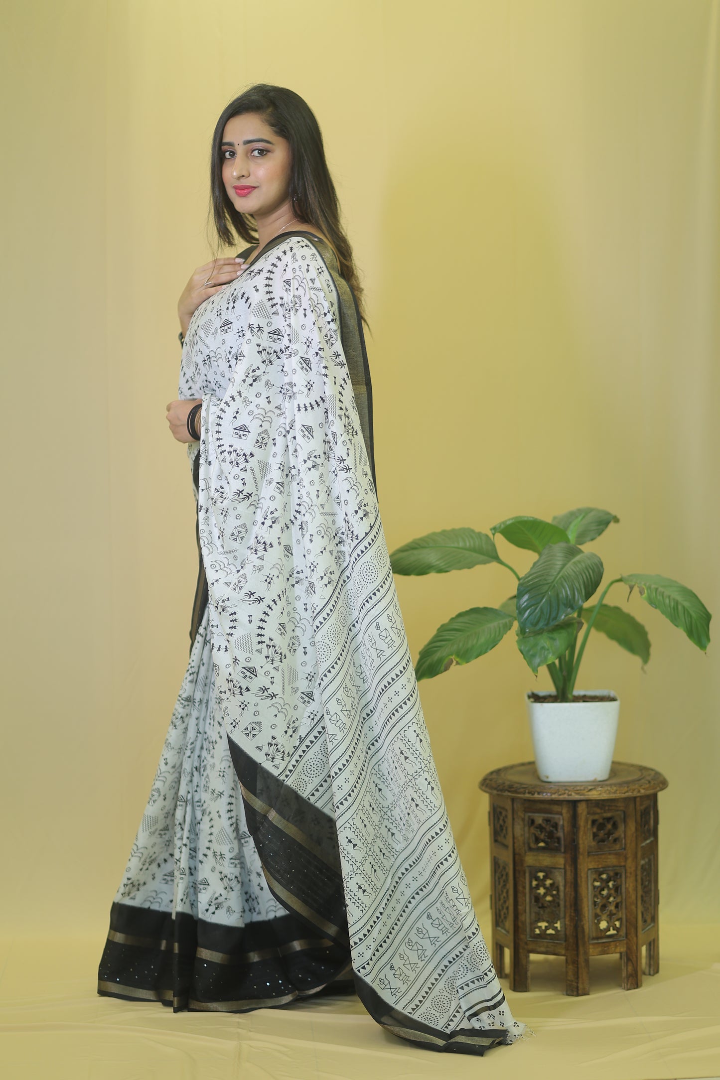 Elegant White and Black Handcrafted pure soft silk handloom Saree with Traditional Prints and Matching Blouse