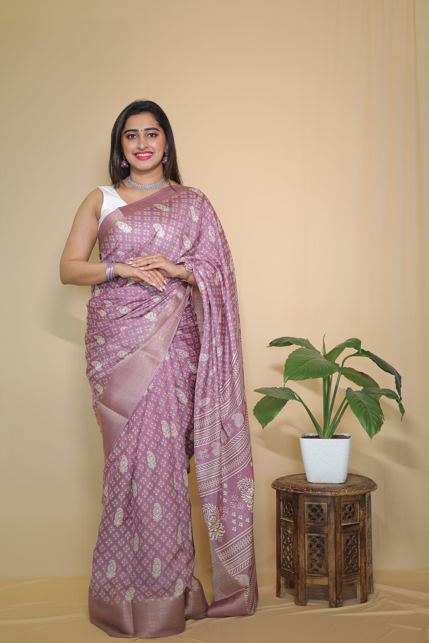 Lavender Banarasi Silk Saree with Intricate Silver Zari Work