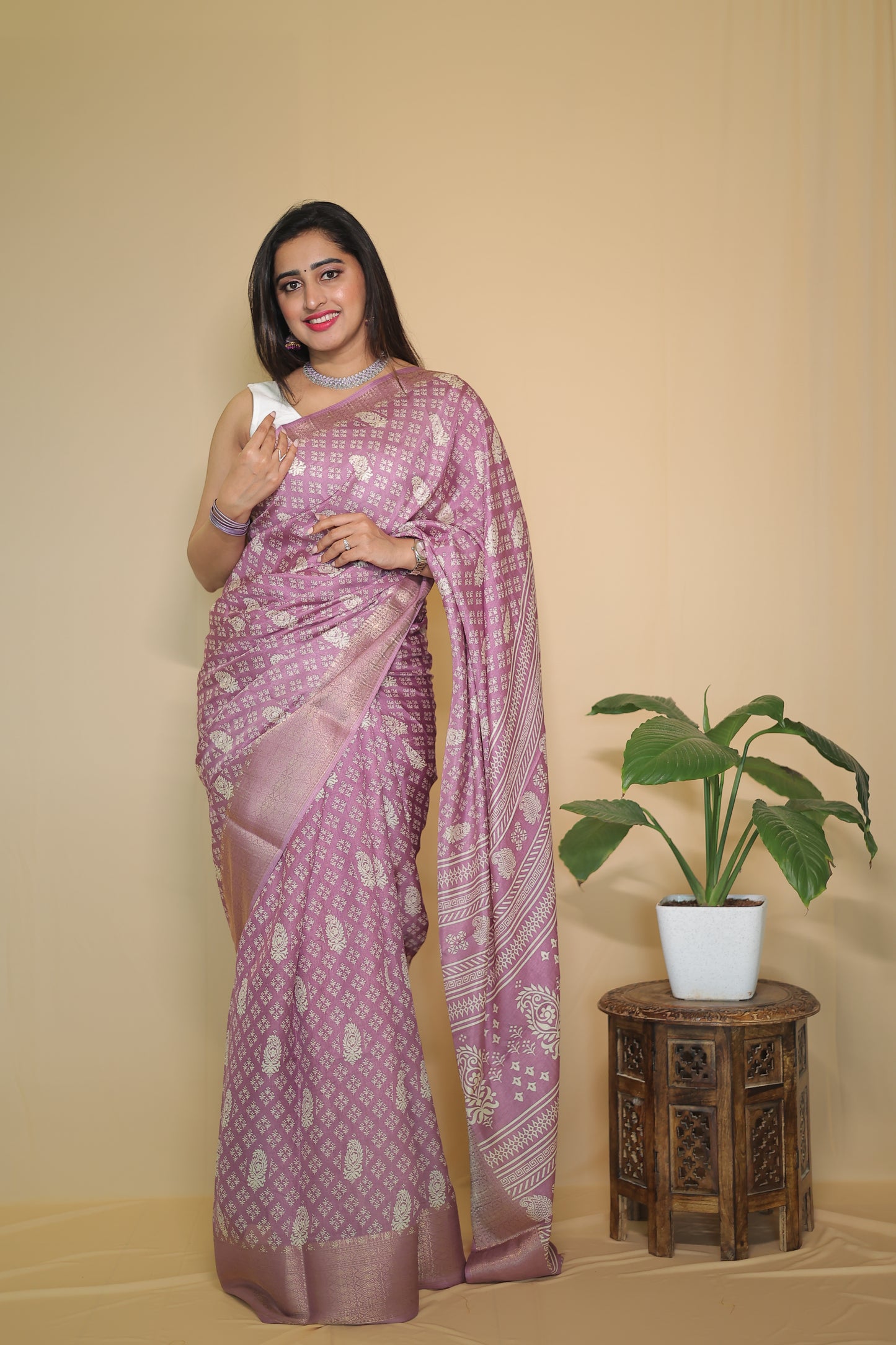 Lavender Banarasi Silk Saree with Intricate Silver Zari Work