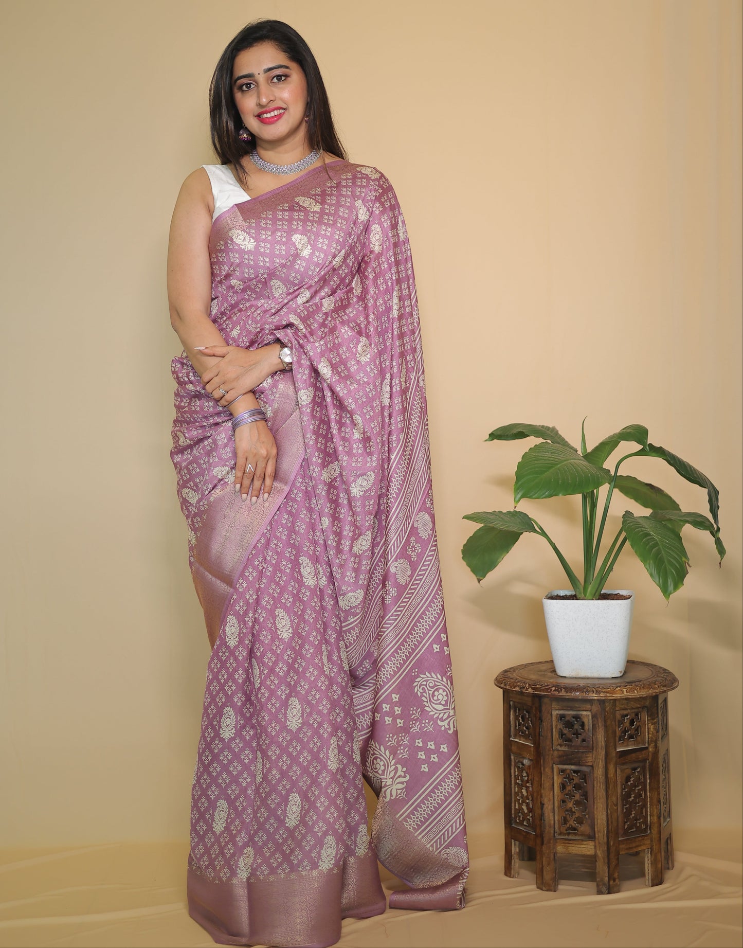 Lavender Banarasi Silk Saree with Intricate Silver Zari Work