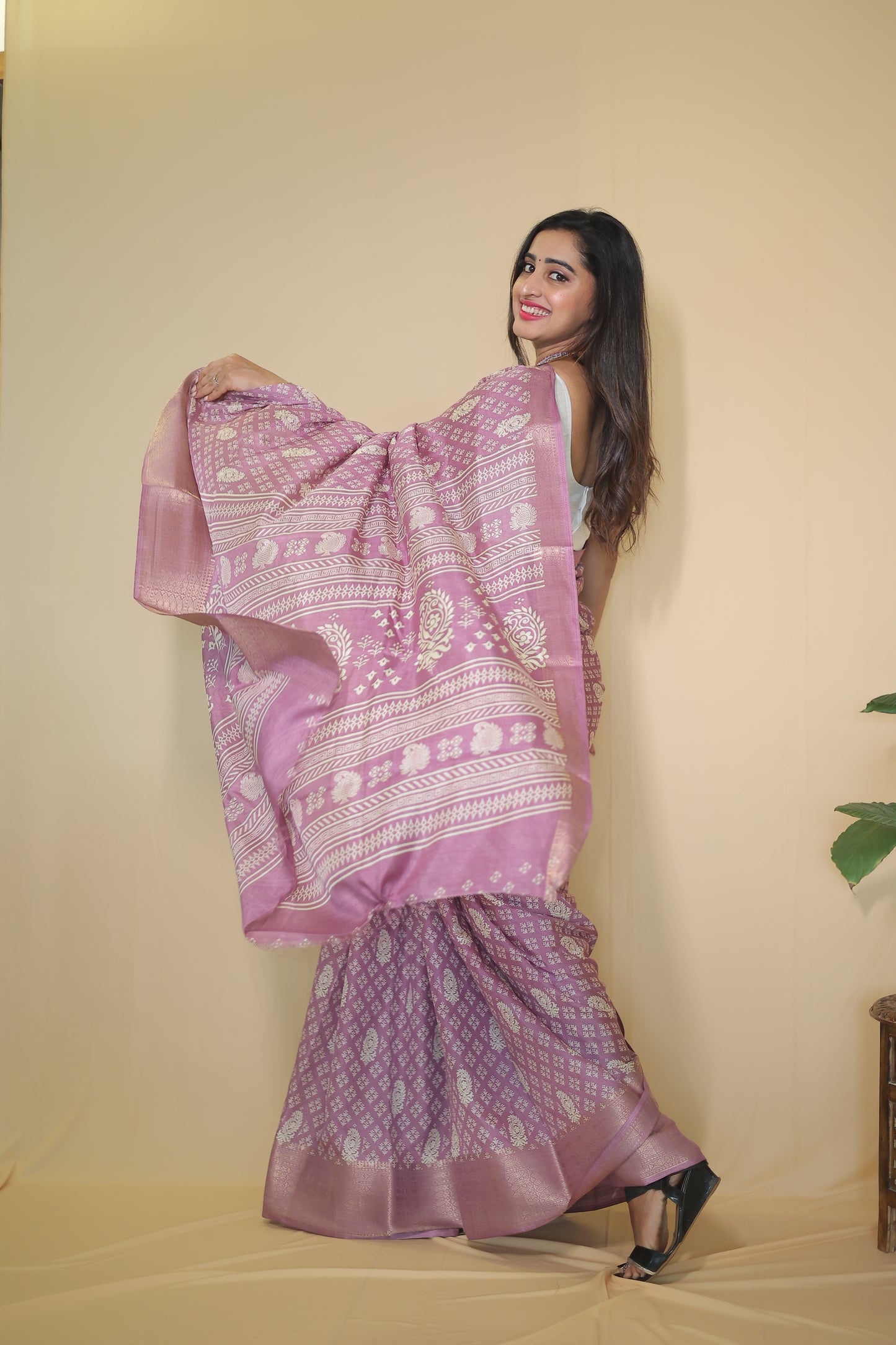 Lavender Banarasi Silk Saree with Intricate Silver Zari Work