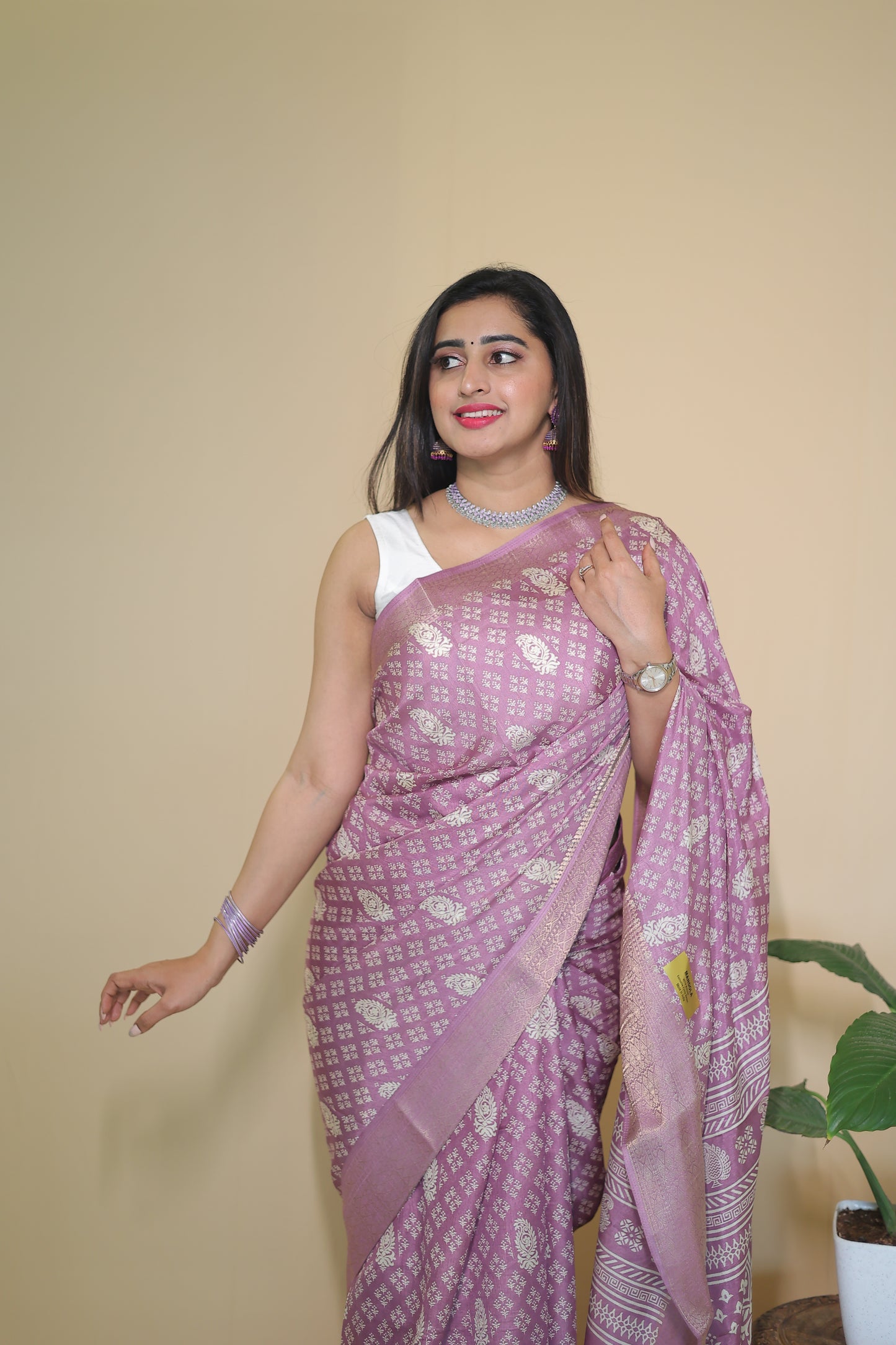 Lavender Banarasi Silk Saree with Intricate Silver Zari Work
