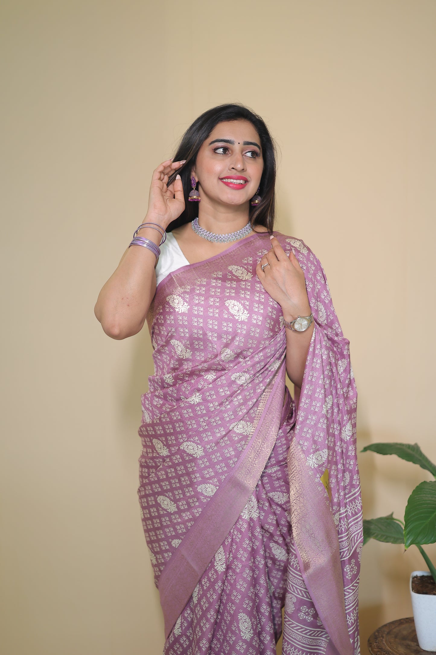 Lavender Banarasi Silk Saree with Intricate Silver Zari Work