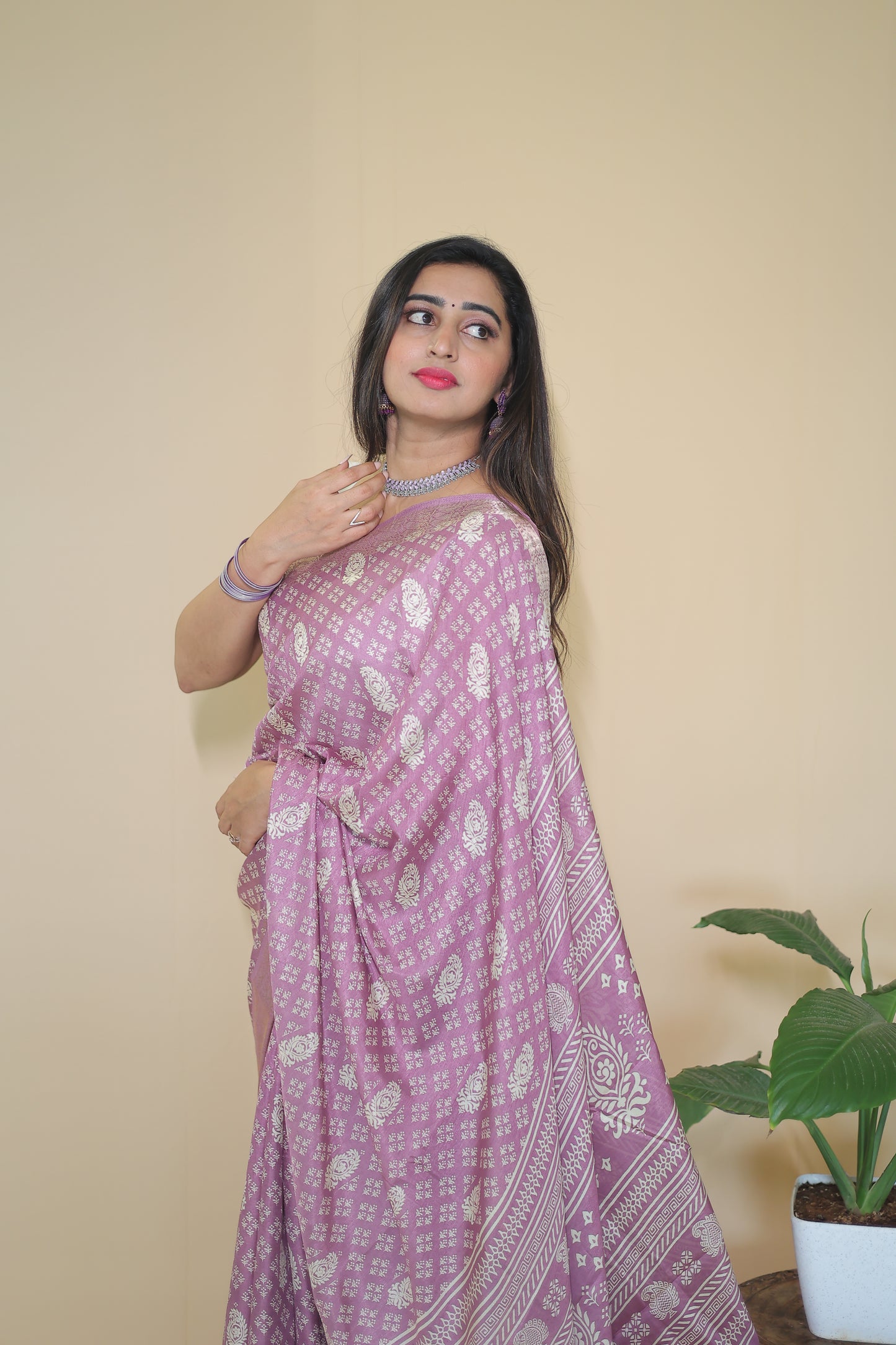 Lavender Banarasi Silk Saree with Intricate Silver Zari Work