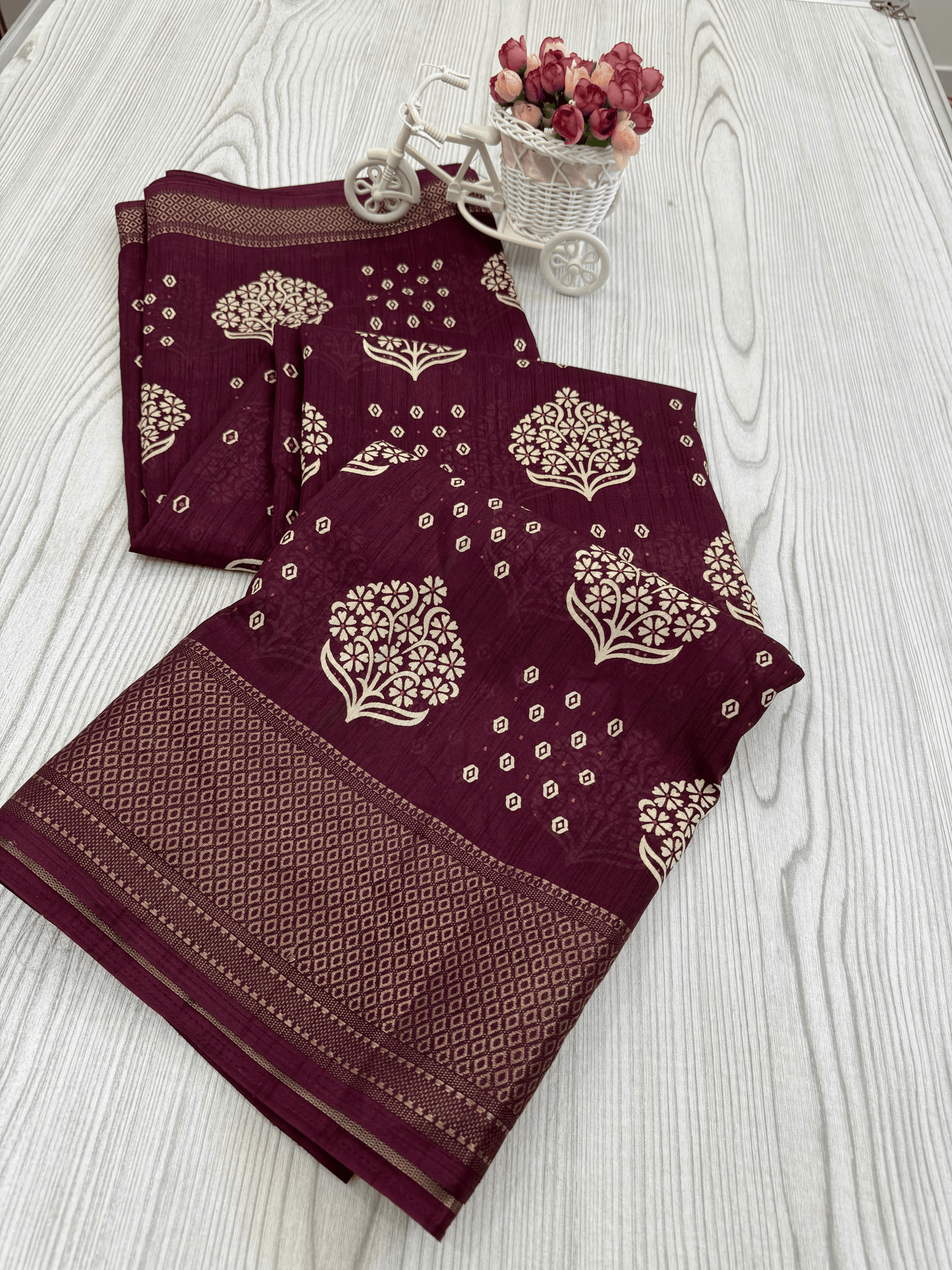 Marron Banarasi Silk Saree with Intricate White Floral Motifs