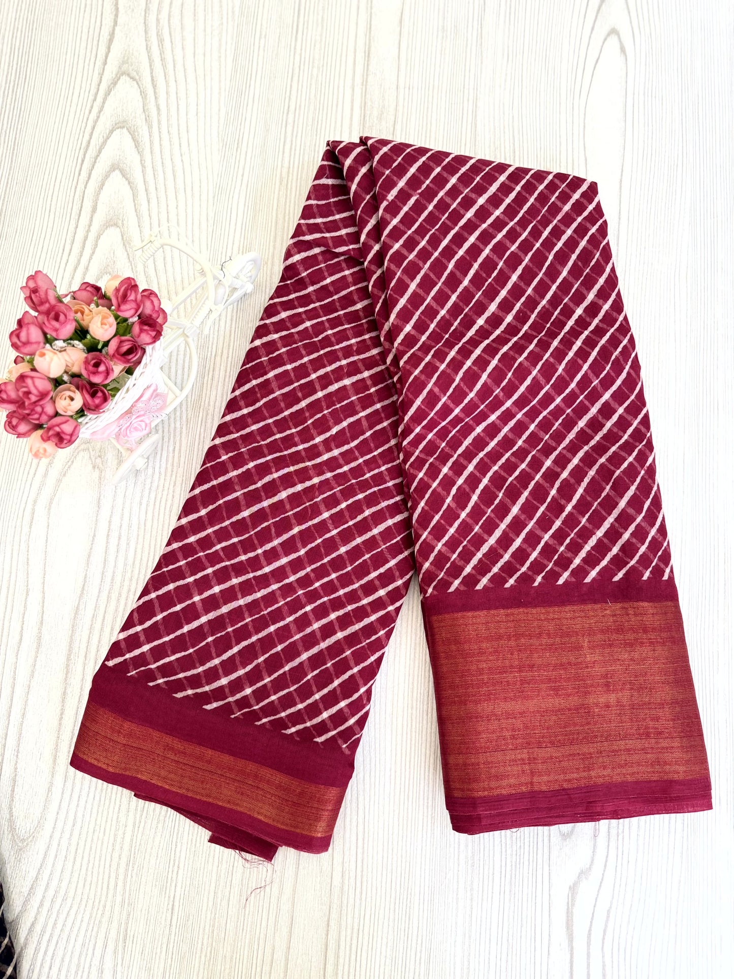 Elegant Maroon Cotton Saree with Intricate Paisley and Floral Patterns