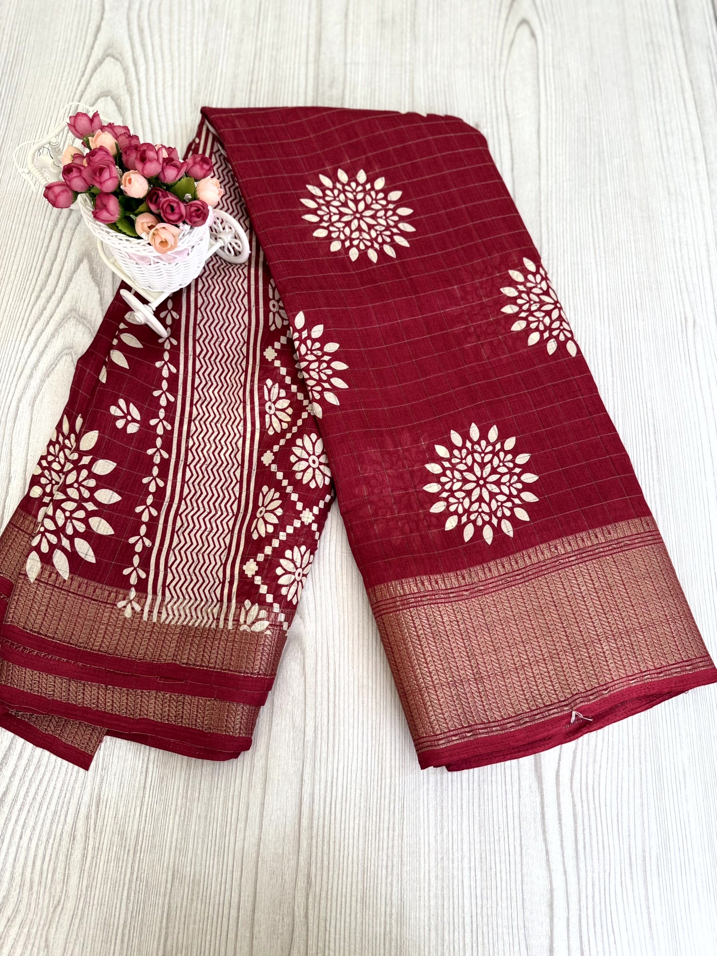 Elegant Blood red Pure Binni Silk Sarees