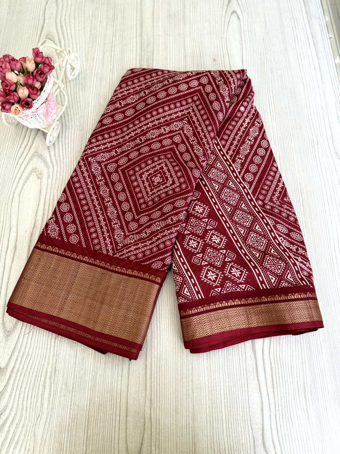 Red Soft Silk Saree with Golden Border and Traditional Patterns