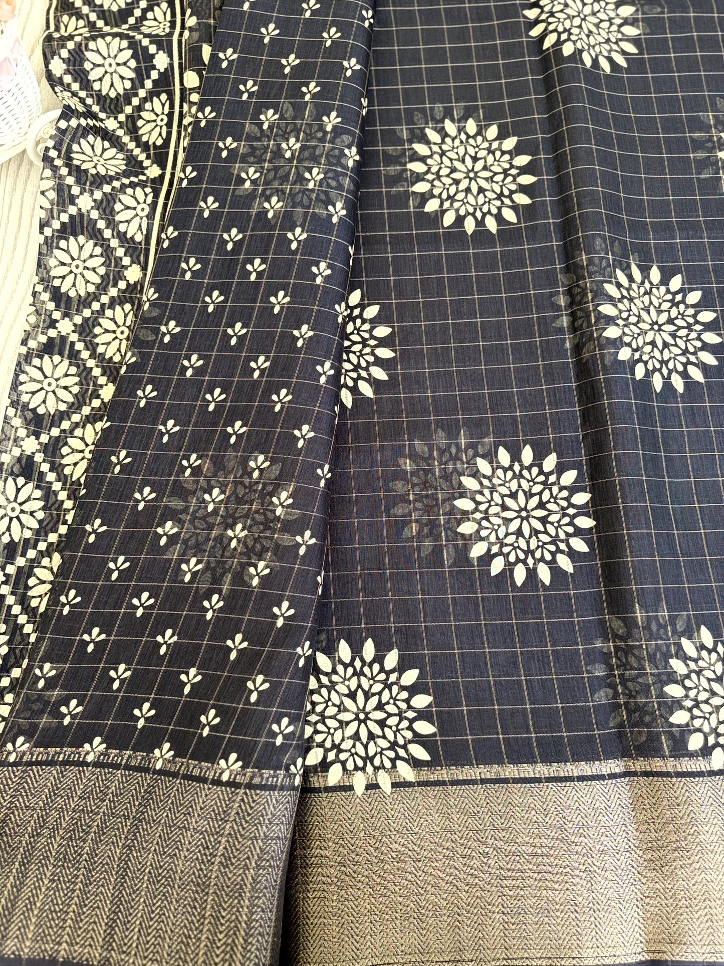 Elegant Black Pure Binni Silk Saree